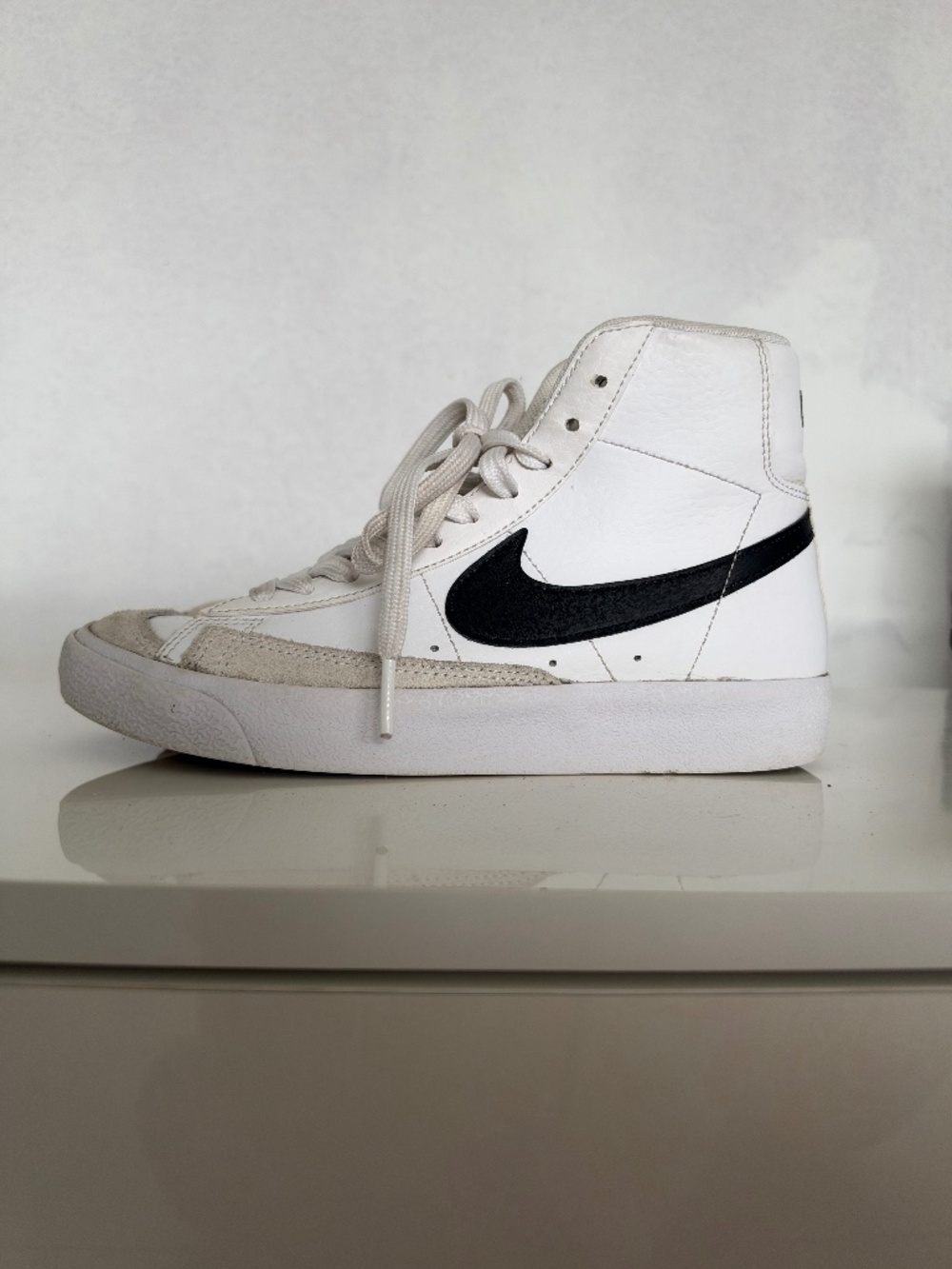 Nike Blazer Mid Kids' Sneakers White Black Beige Size 4Y